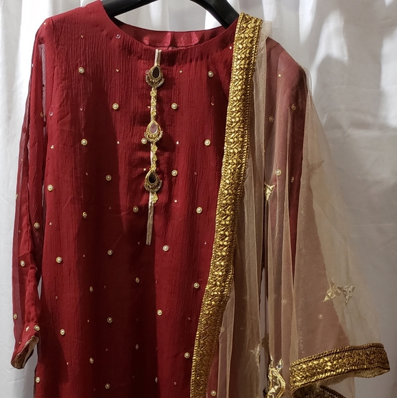 SOLD - Picture 3 of 4